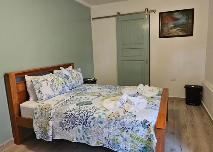 Sea N Sun Guest House